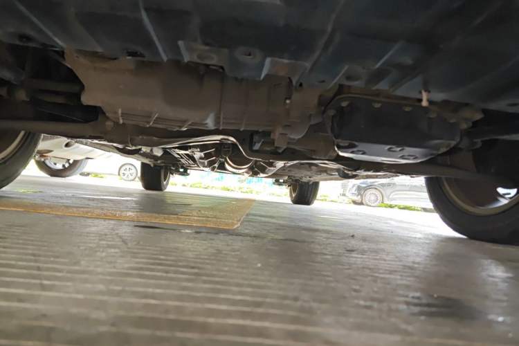 Used Dongfeng Aeolus AX3 2016 1.5L Automatic Zunku Model Chassis Front