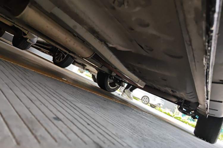 Used Dongfeng Aeolus AX3 2016 1.5L Automatic Zunku Model Chassis Front Left