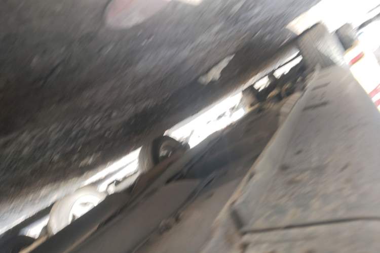 Used Dongfeng Aeolus AX3 2016 1.5L Manual ZhiKu Model Chassis Front Right