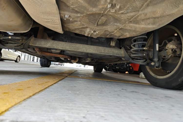 Used Dongfeng Aeolus AX3 2016 1.5L Automatic Zunku Model Chassis Rear