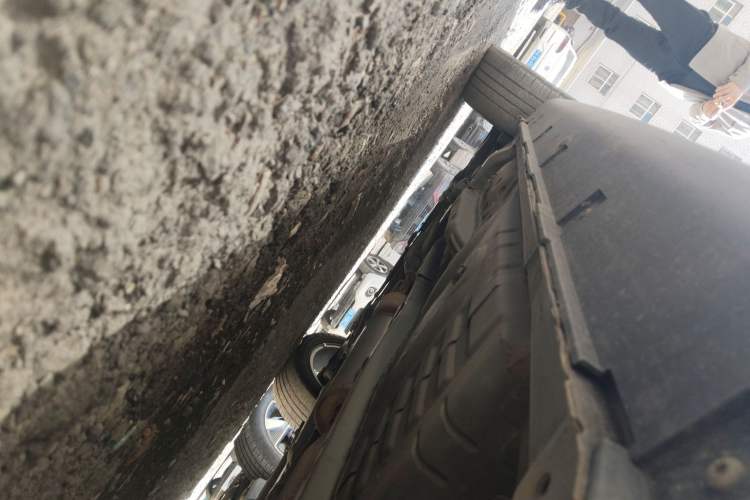 Used Dongfeng Aeolus AX3 2016 1.5L Manual ZhiKu Model Chassis Rear Left