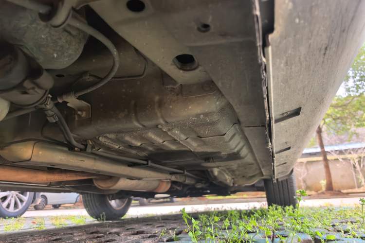 Used Dongfeng Aeolus AX3 2016 1.5L Manual ZhiKu Model Chassis Rear Right