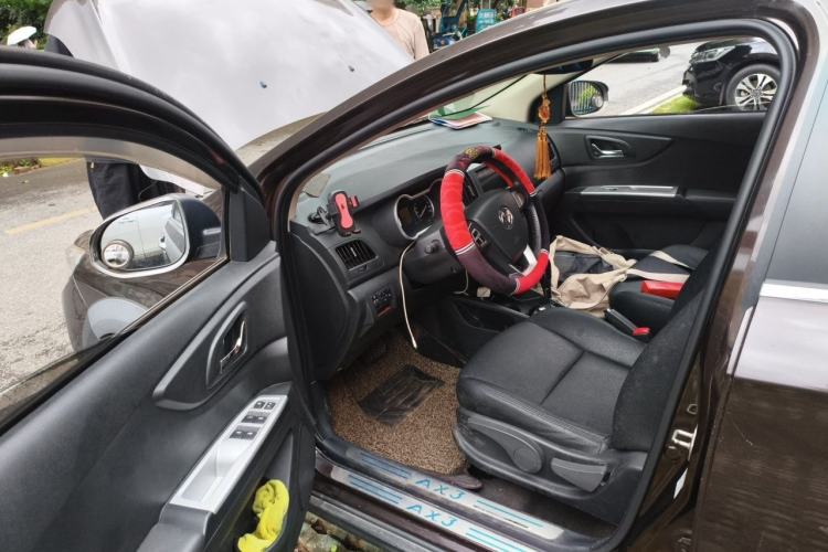 Used Dongfeng Aeolus AX3 2016 1.5L Automatic Zunku Model Driver Seat