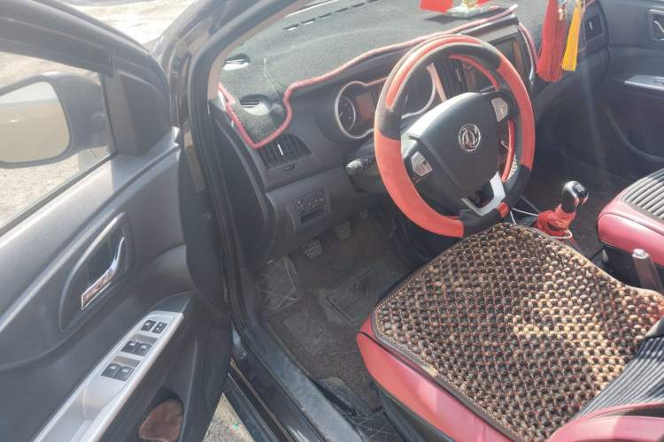 Used Dongfeng Aeolus AX3 2016 1.5L Manual ZhiKu Model Driver Seat