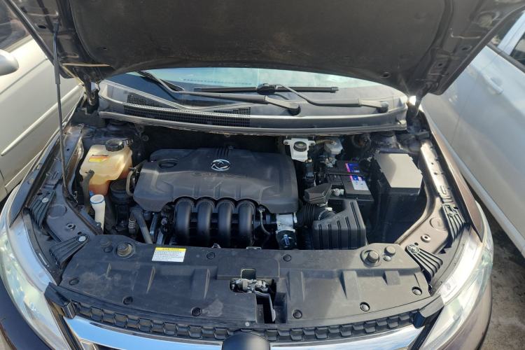 Used Dongfeng Aeolus AX3 2016 1.5L Manual ZhiKu Model Engine Bay