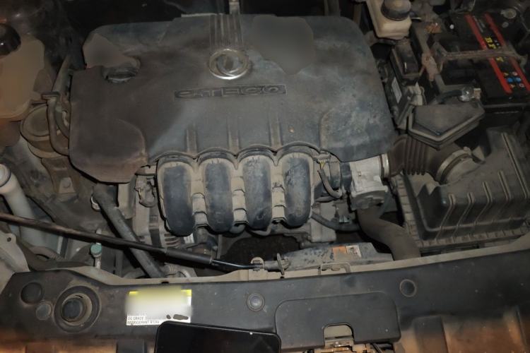 Used Dongfeng Aeolus AX3 2016 1.5L Manual ZhiKu Model Engine Bay