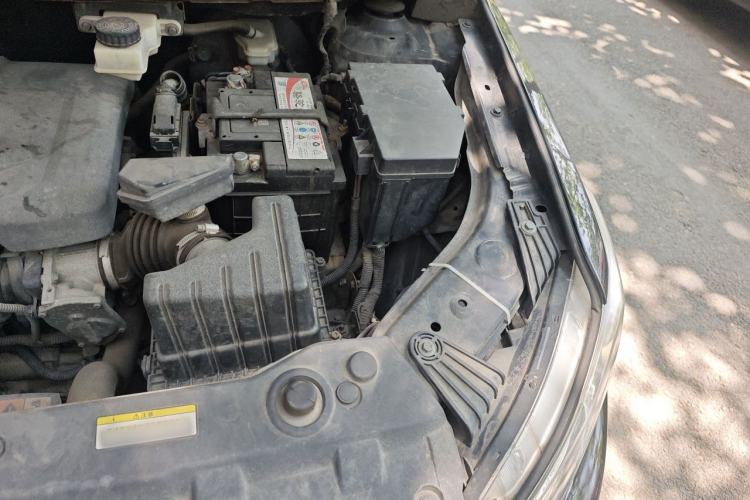 Used Dongfeng Aeolus AX3 2016 1.5L Automatic Zunku Model Engine Bay Left