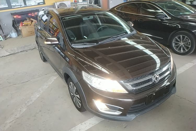 Used Dongfeng Aeolus AX3 2016 1.5L Automatic Zunku Model Front Right 45 Deg