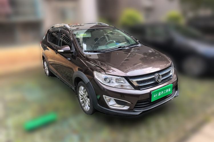 Used Dongfeng Aeolus AX3 2016 1.5L Manual ZhiKu Model Front Right 45 Deg