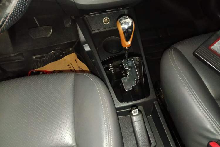Used Dongfeng Aeolus AX3 2016 1.5L Automatic Shangkue Model Gear Lever