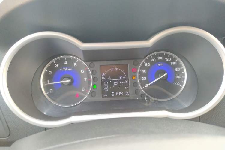 Used Dongfeng Aeolus AX3 2016 1.5L Automatic Shangkue Model Instrument Cluster