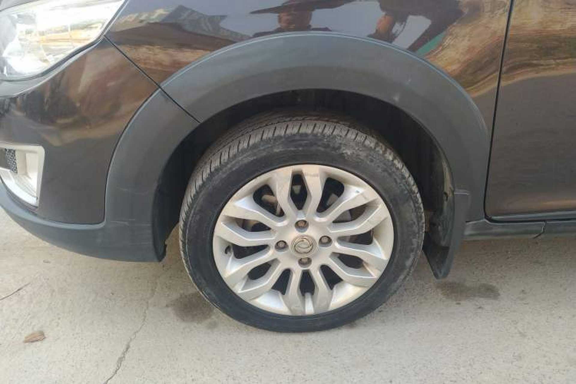 Used Dongfeng Aeolus AX3 2016 1.5L Automatic Shangkue Model Left Front Wheel Hub