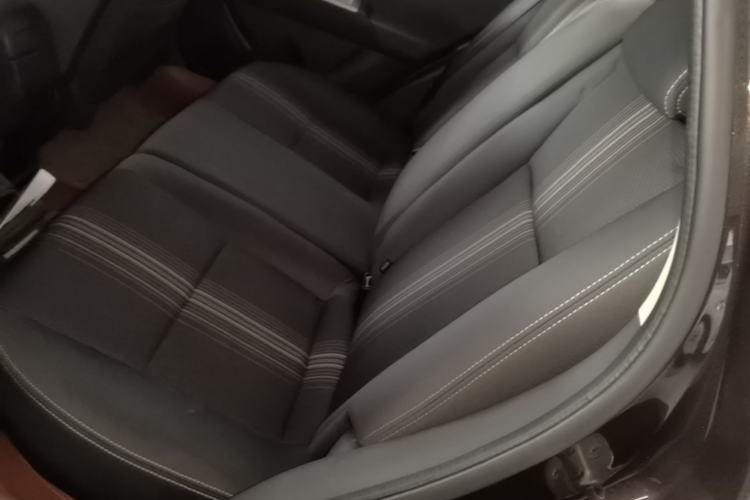 Used Dongfeng Aeolus AX3 2016 1.5L Automatic ZhiKu Model Left Rear Seat