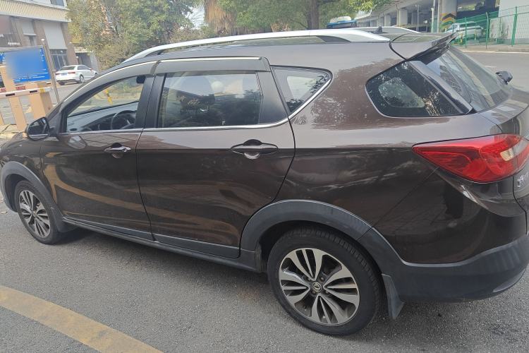 Used Dongfeng Aeolus AX3 2016 1.5L Automatic ZhiKu Model Left Side