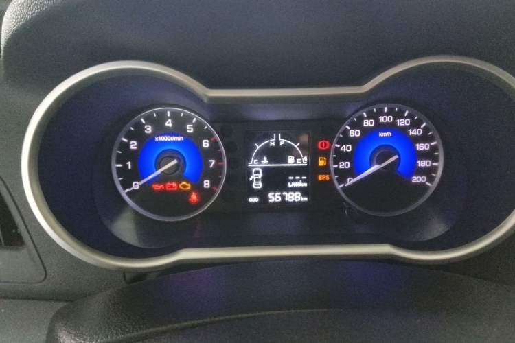 Used Dongfeng Aeolus AX3 2016 1.5L Manual ZhiKu Model Odometer Close Up