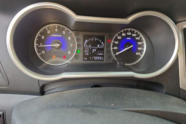 Used Dongfeng Aeolus AX3 2016 1.5L Automatic Zunku Model Odometer Close Up
