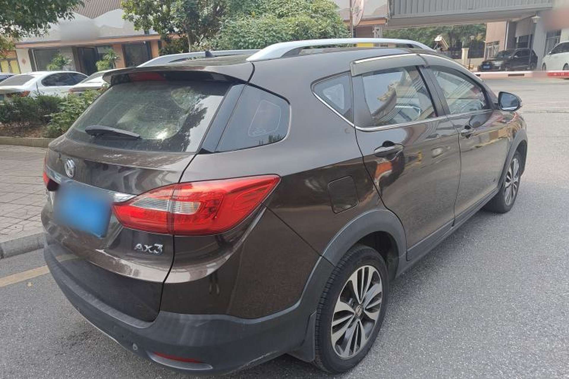 Used Dongfeng Aeolus AX3 2016 1.5L Automatic ZhiKu Model Rear Right 45 Deg