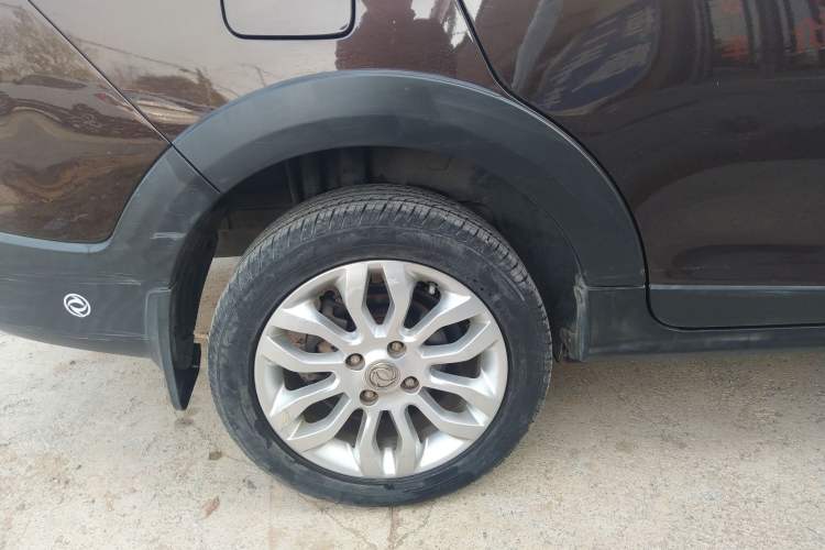 Used Dongfeng Aeolus AX3 2016 1.5L Automatic Shangkue Model Right Rear Wheel Hub