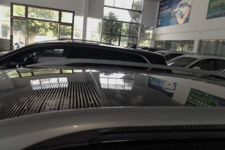 Used Dongfeng Aeolus AX3 2016 1.5L Automatic ZhiKu Model Roof