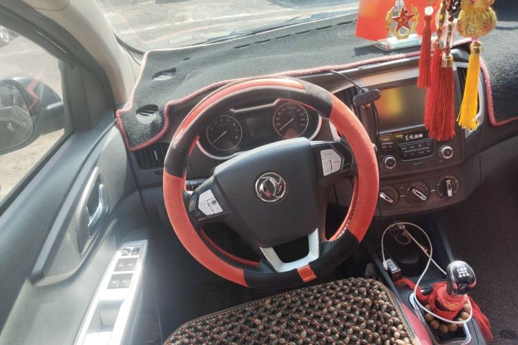 Used Dongfeng Aeolus AX3 2016 1.5L Manual ZhiKu Model Steering Wheel