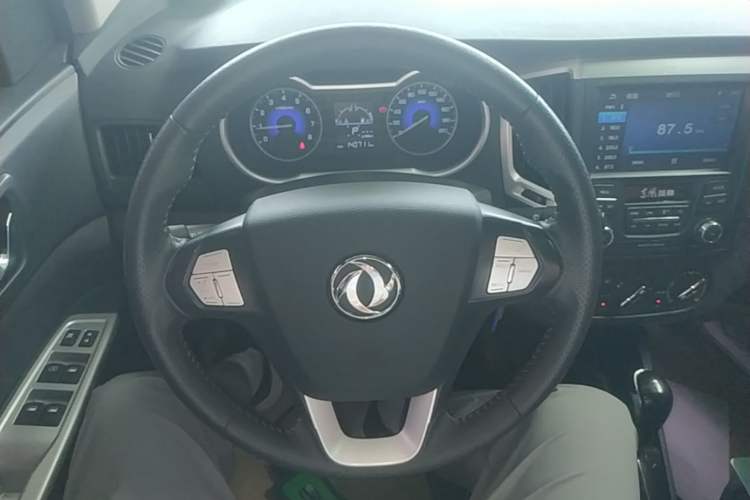 Used Dongfeng Aeolus AX3 2016 1.5L Automatic Zunku Model Steering Wheel