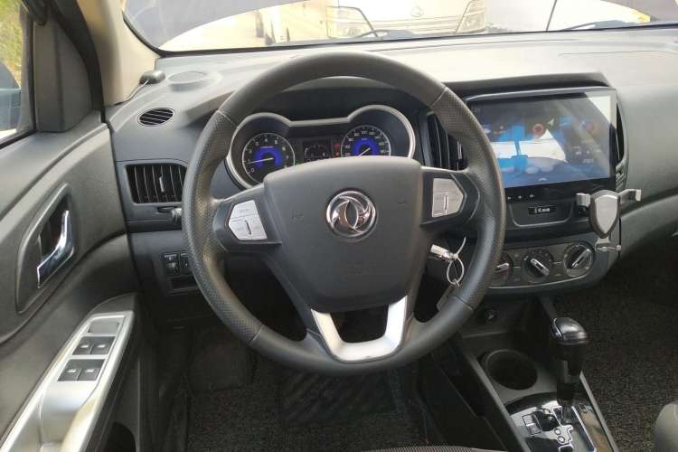 Used Dongfeng Aeolus AX3 2016 1.5L Automatic Shangkue Model Steering Wheel