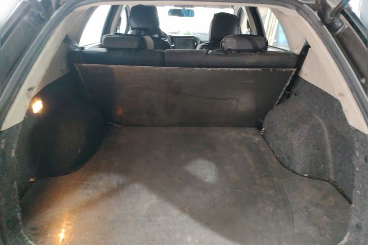Used Dongfeng Aeolus AX3 2016 1.5L Automatic Shangkue Model Trunk