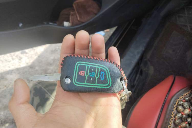 Used Dongfeng Aeolus AX3 2016 1.5L Manual ZhiKu Model Vehicle Key