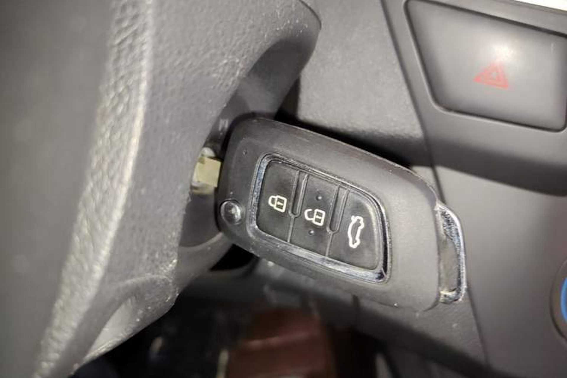 Used Dongfeng Aeolus AX3 2016 1.5L Manual Shangkue Model Vehicle Key