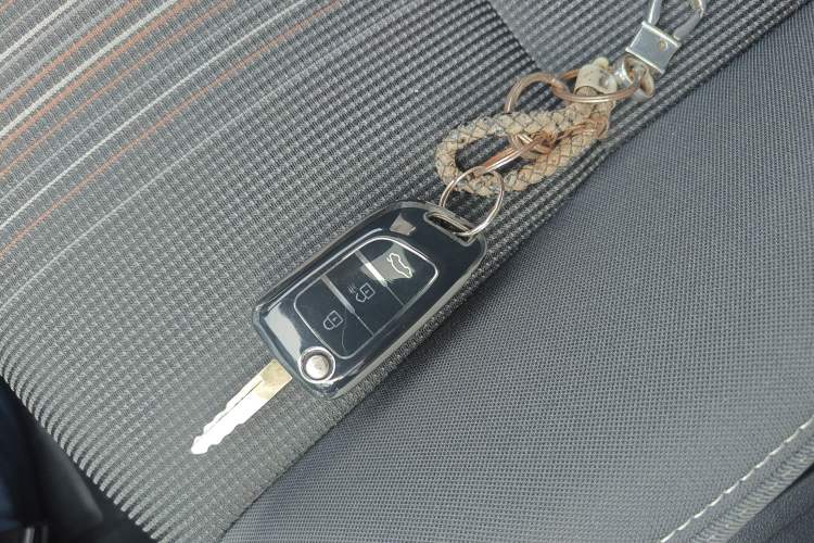Used Dongfeng Aeolus AX3 2016 1.5L Automatic ZhiKu Model Vehicle Key