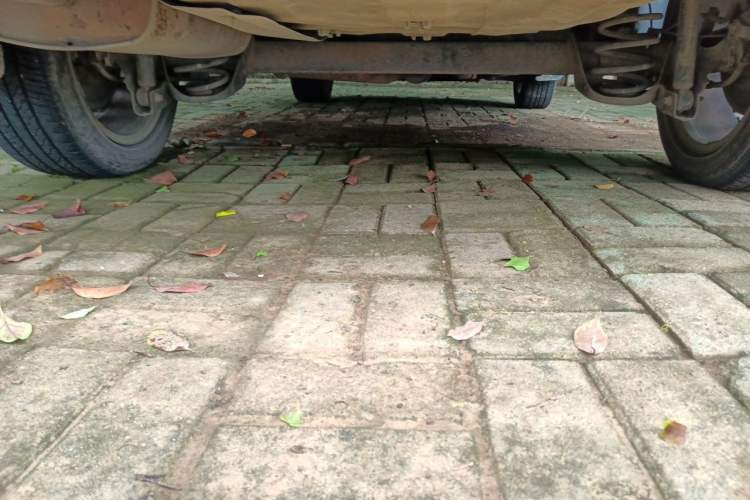 Used Dongfeng Aeolus AX3 2016 1.5L Manual ZhiKu Model Chassis Rear