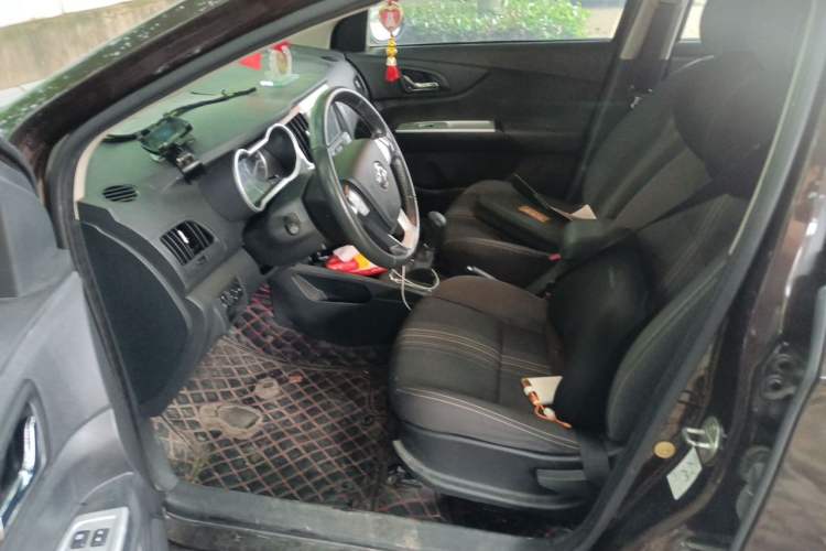 Used Dongfeng Aeolus AX3 2016 1.5L Manual ZhiKu Model Driver Seat