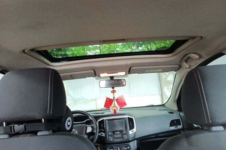 Used Dongfeng Aeolus AX3 2016 1.5L Manual ZhiKu Model Headliner