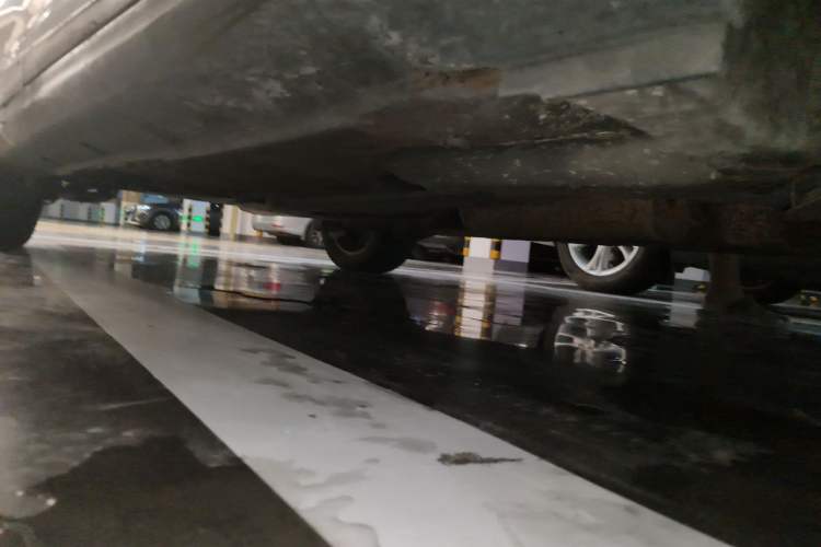 Used Dongfeng Aeolus AX3 2016 1.5L Automatic Shangkue Model Chassis Front Right