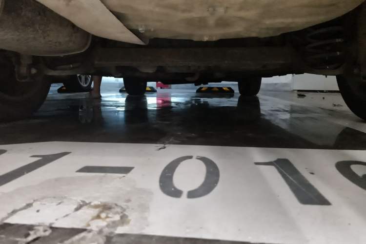Used Dongfeng Aeolus AX3 2016 1.5L Automatic Shangkue Model Chassis Rear