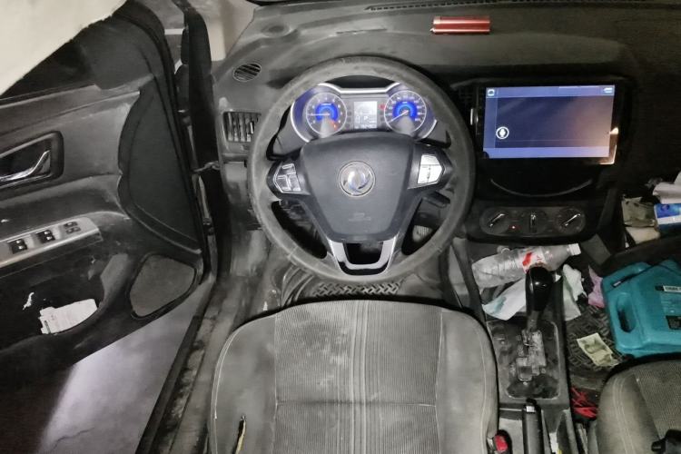 Used Dongfeng Aeolus AX3 2016 1.5L Automatic Shangkue Model Steering Wheel