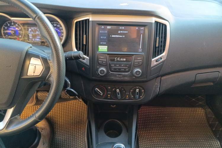 Used Dongfeng Aeolus AX3 2016 1.5L Manual ZhiKu Model Audio And AC Panel