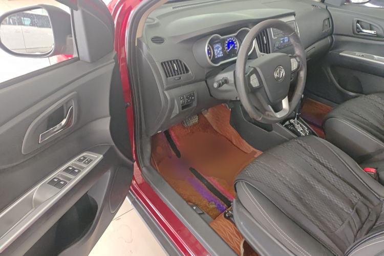 Used Dongfeng Aeolus AX3 2016 1.5L Automatic Shangkue Model Driver Seat
