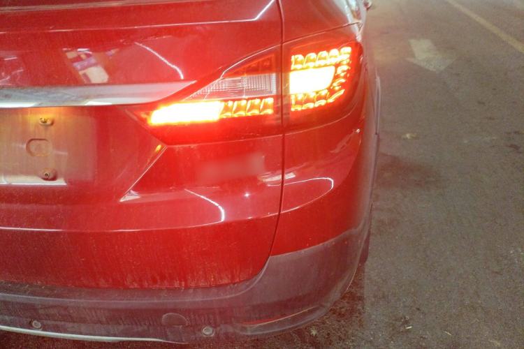 Used Dongfeng Aeolus AX3 2016 1.5L Manual ZhiKu Model Exterior 6