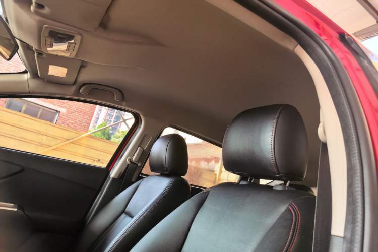 Used Dongfeng Aeolus AX3 2016 1.5L Automatic Shangkue Model Headliner