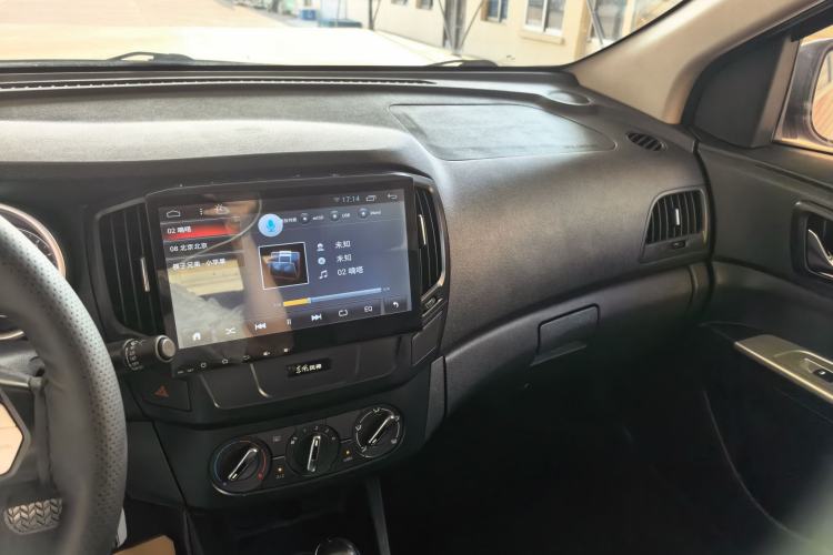Used Dongfeng Aeolus AX3 2016 1.5L Automatic Shangkue Model Interior 5