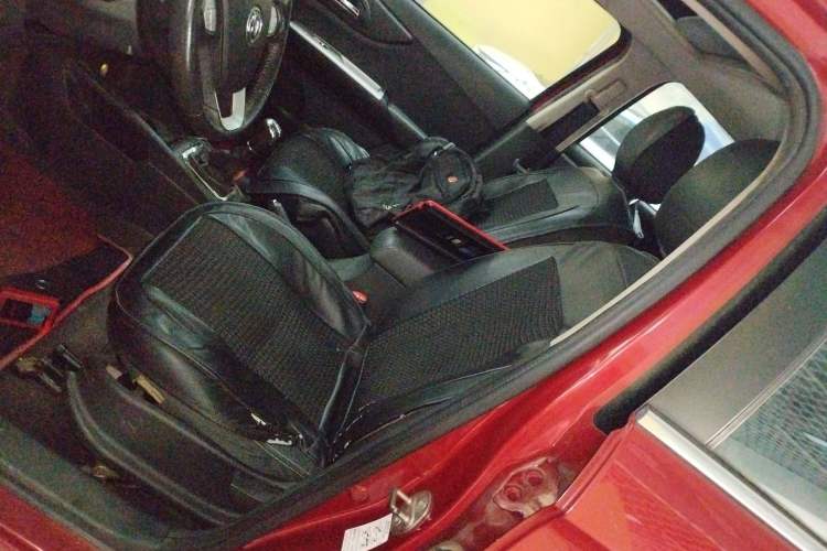 Used Dongfeng Aeolus AX3 2016 1.5L Manual ZhiKu Model Left Front Seat