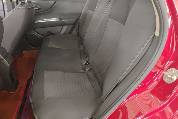 Used Dongfeng Aeolus AX3 2016 1.5L Automatic Shangkue Model Left Rear Seat