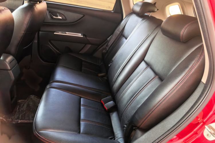 Used Dongfeng Aeolus AX3 2016 1.5L Automatic Shangkue Model Left Rear Seat