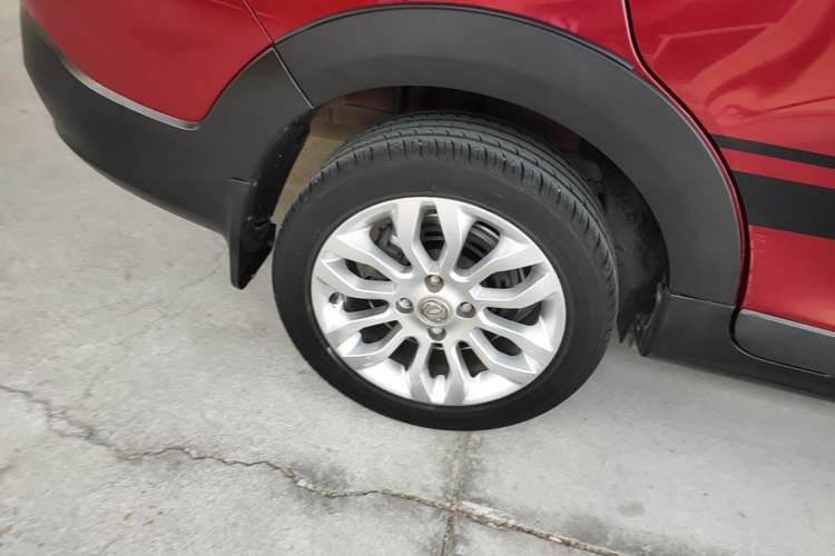Used Dongfeng Aeolus AX3 2016 1.5L Automatic Shangkue Model Right Rear Wheel Hub