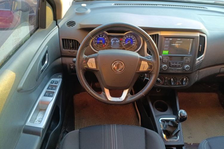 Used Dongfeng Aeolus AX3 2016 1.5L Manual ZhiKu Model Steering Wheel