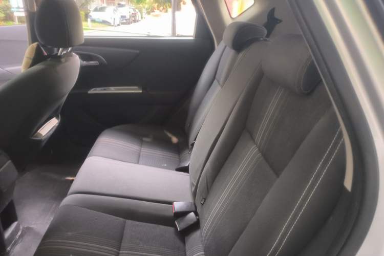 Used Dongfeng Aeolus AX3 2016 1.4T Manual ZhiKu Model Left Rear Seat