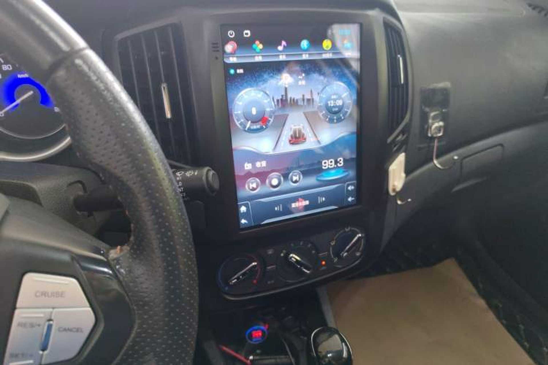 Used Dongfeng Aeolus AX3 2016 1.5L Automatic ZhiKu Model Audio And AC Panel
