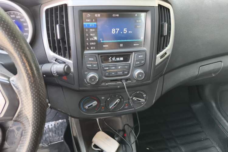 Used Dongfeng Aeolus AX3 2016 1.5L Manual ZhiKu Model Audio And AC Panel
