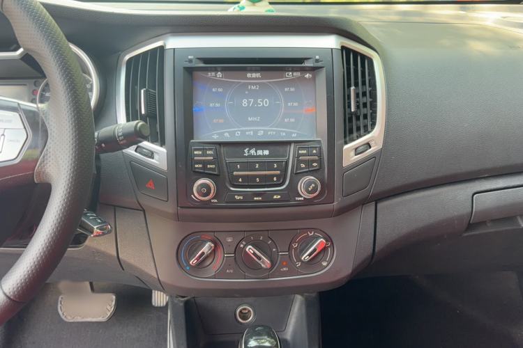Used Dongfeng Aeolus AX3 2016 1.5L Automatic Shangkue Model Audio And AC Panel